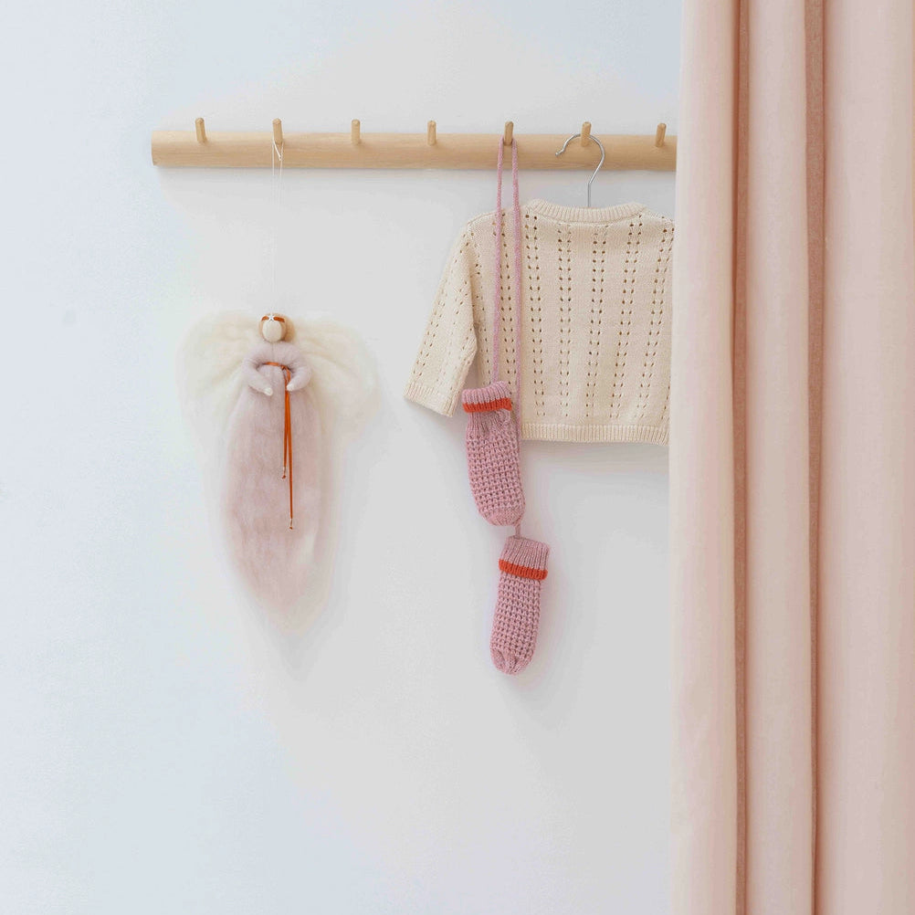 Ange en laine rose tendre