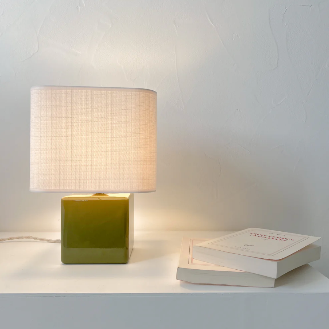 Table lamp