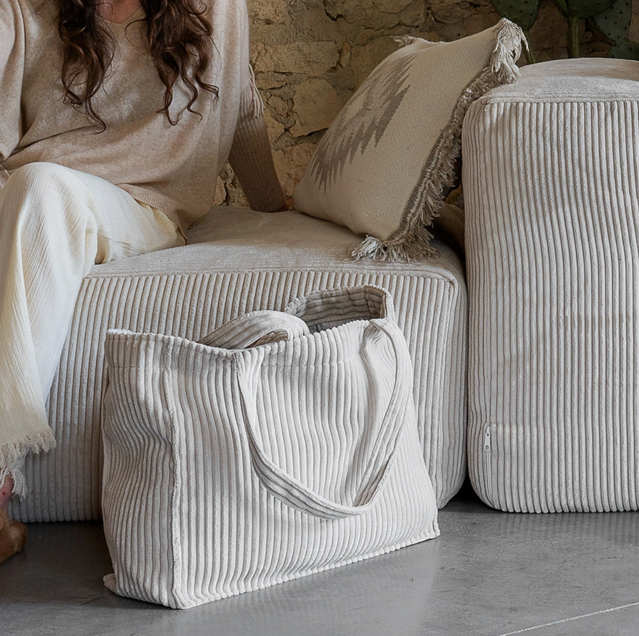 Sac cabas en velours côtelé