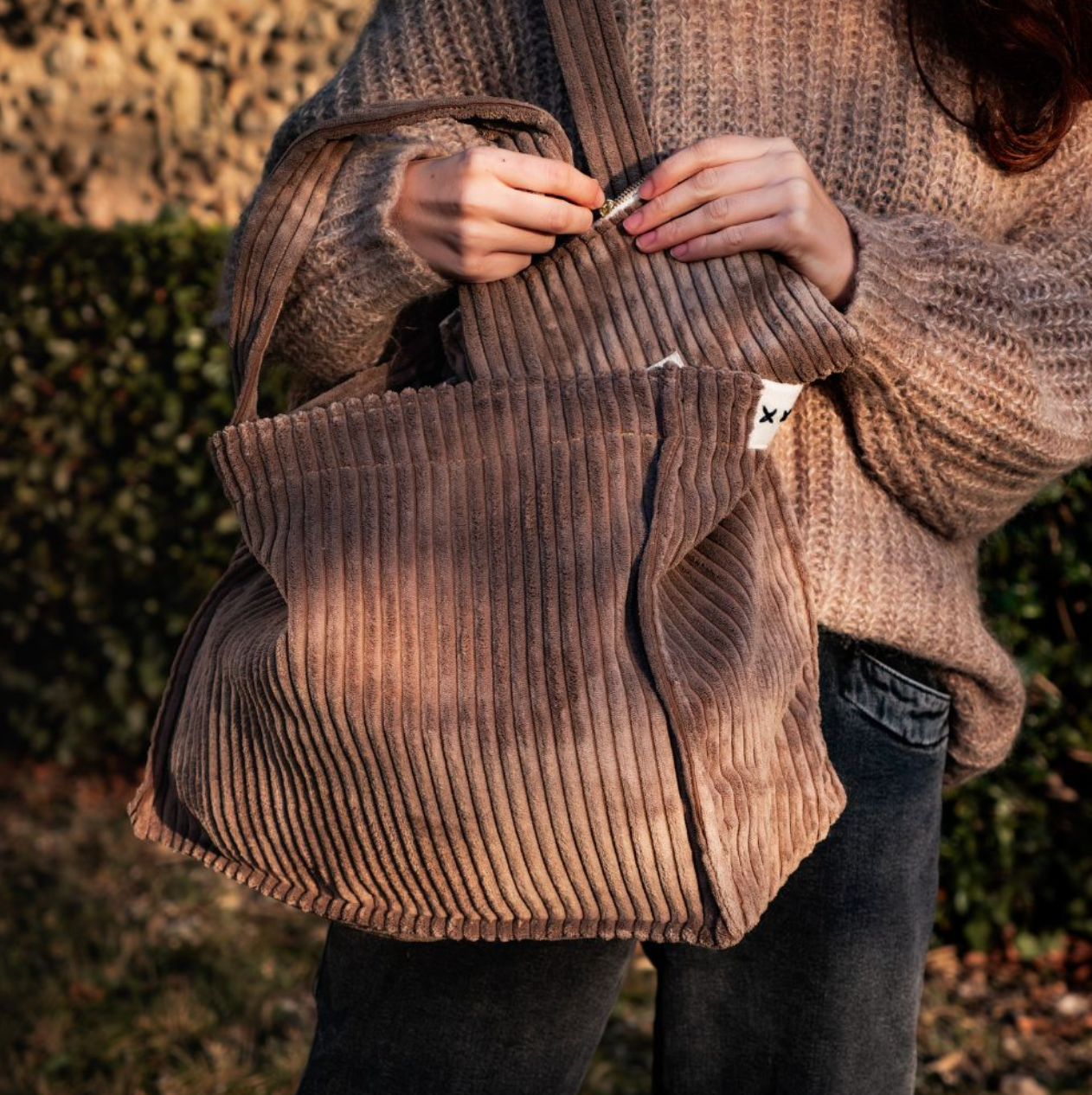 Sac cabas en velours côtelé