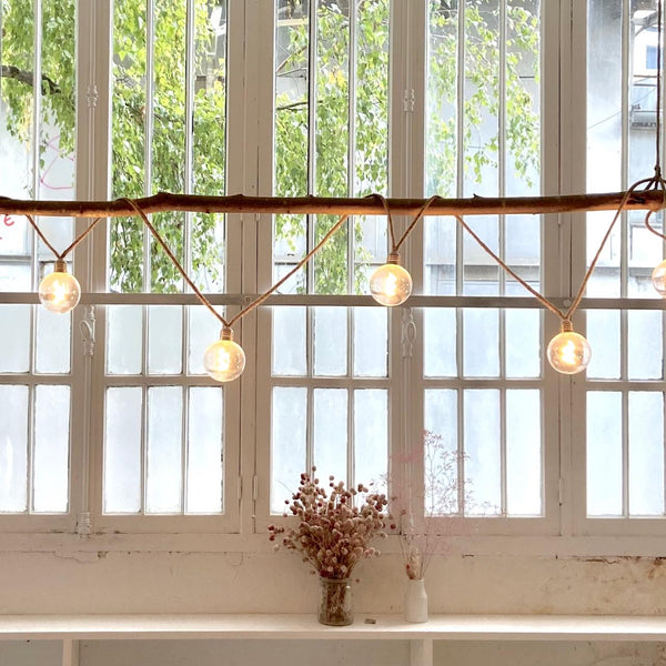 Light garland with natural cord